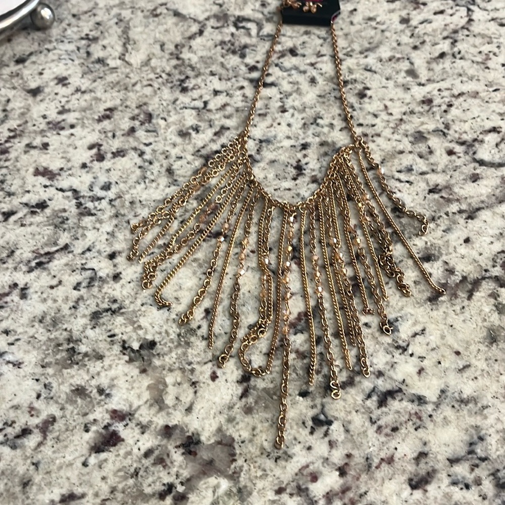 Paparazzi Gold Statement Necklace with Fringe Design and earrings set - Picture 5 of 9